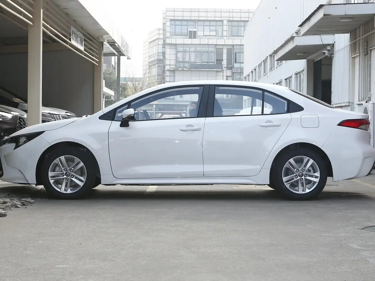 Toyota Levin XII (E210) Седан — фото 2