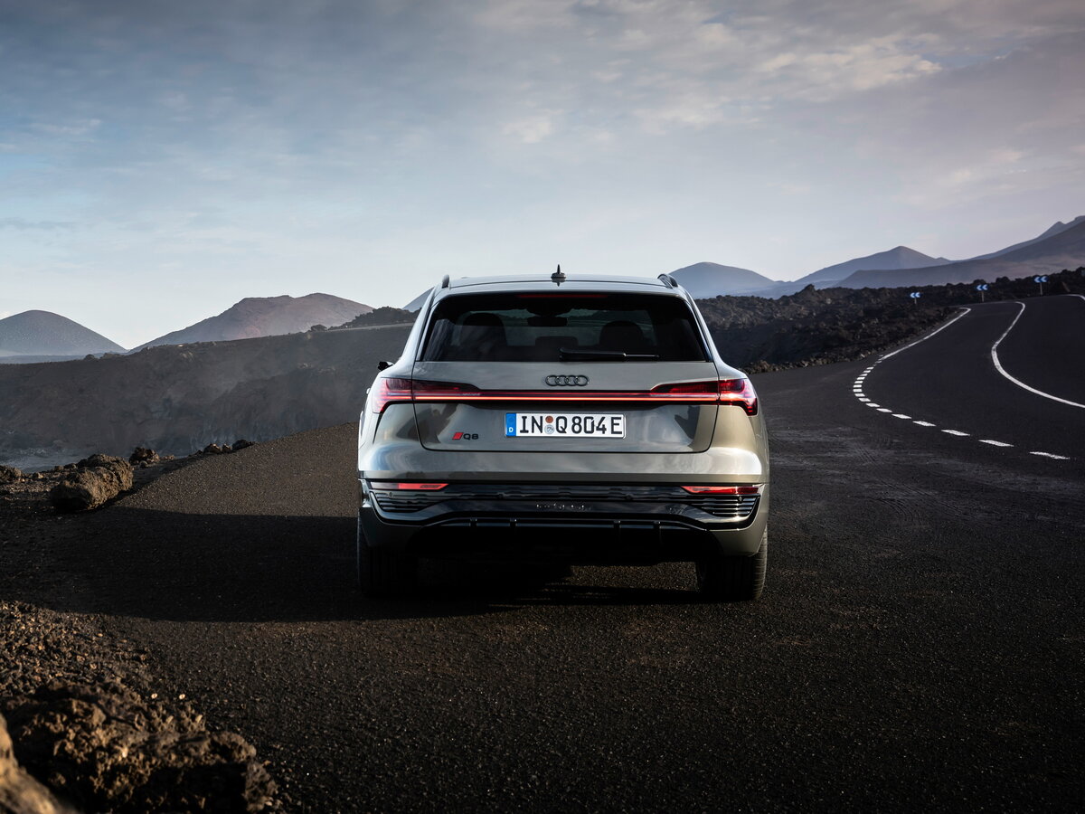 Audi Q8 e-tron 2022 – 2025 Внедорожник 5 дв. — фото 4