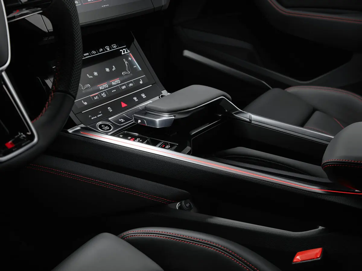 Audi Q8 e-tron 2022 – 2025 Внедорожник 5 дв. — сүрөт 10