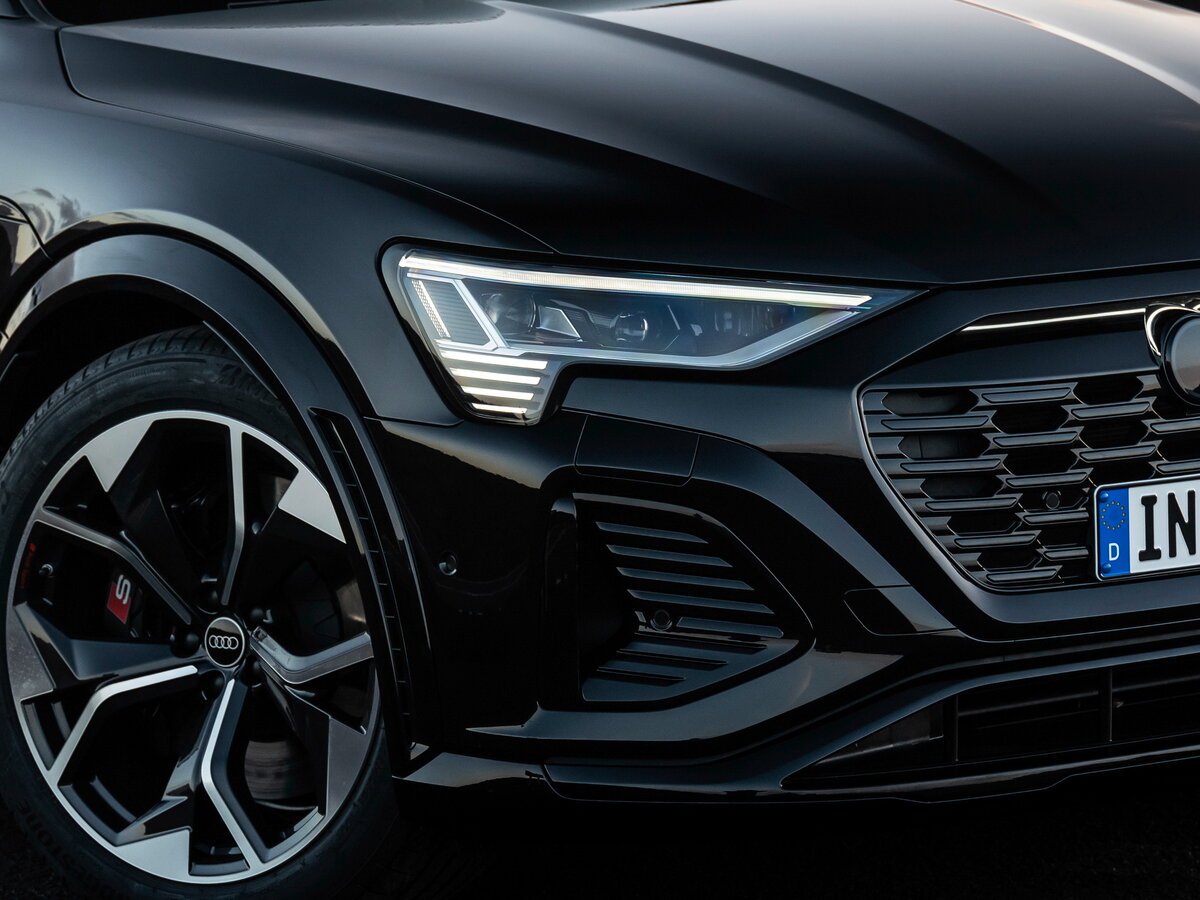 Audi SQ8 e-tron 2022 – 2025 Внедорожник 5 дв.