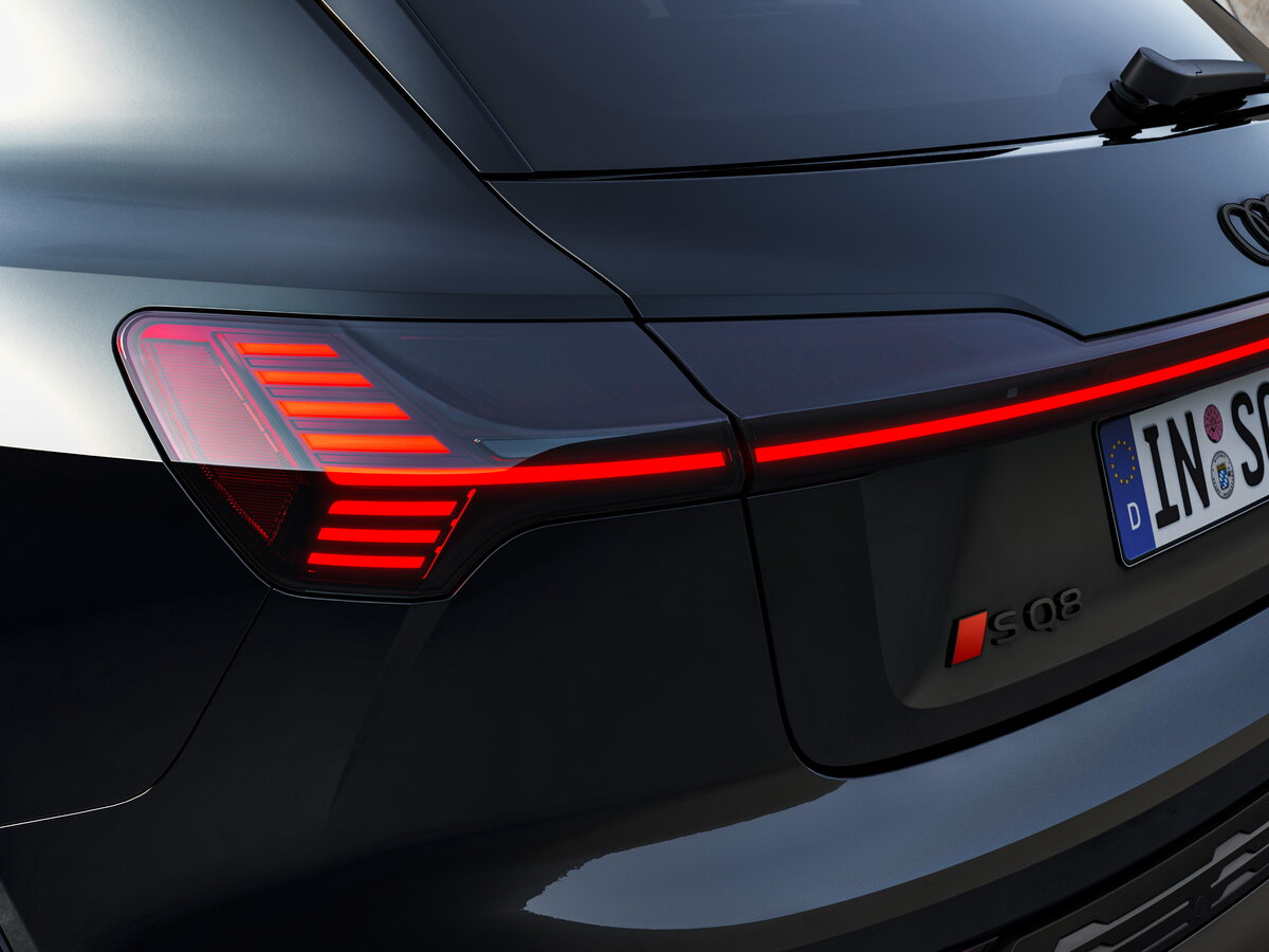 Audi SQ8 e-tron 2022 – 2025 Внедорожник 5 дв.
