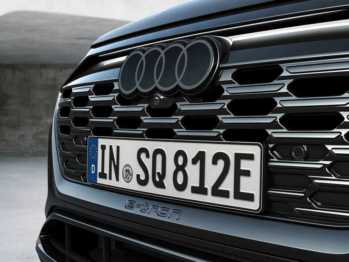 Audi SQ8 e-tron 2022 – 2025 Внедорожник 5 дв. — сүрөт 12