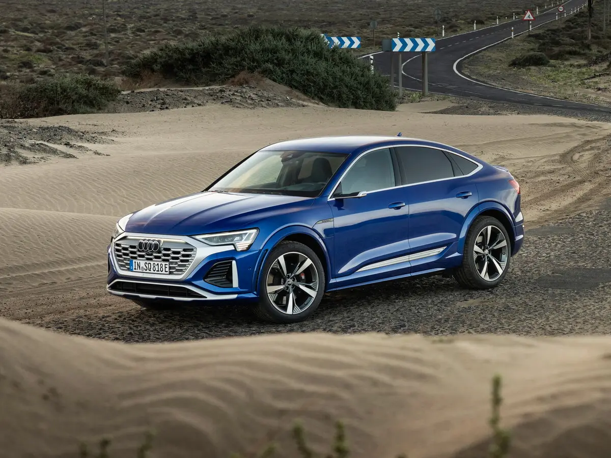 Audi SQ8 Sportback e-tron 2022 – 2025