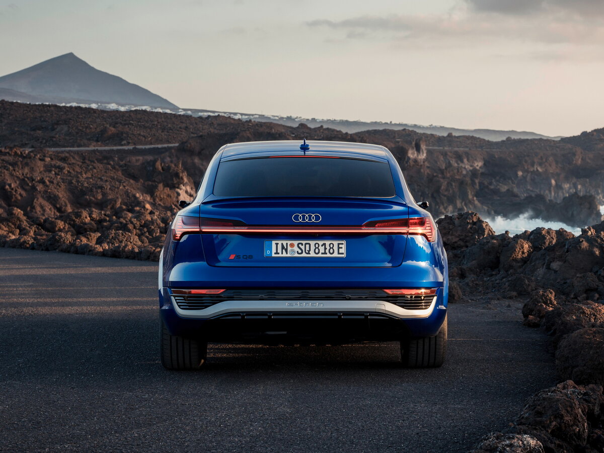Audi SQ8 Sportback e-tron 2022 – 2025 Внедорожник 5 дв. — фото 4