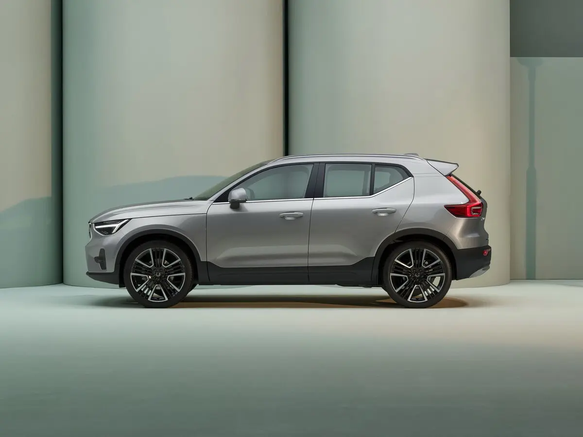 Volvo XC40 I Рестайлинг Внедорожник 5 дв. — сүрөт 2