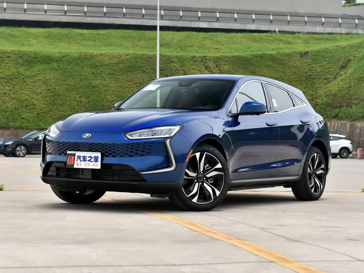 Seres SF5 2019 – 2022 Внедорожник 5 дв.