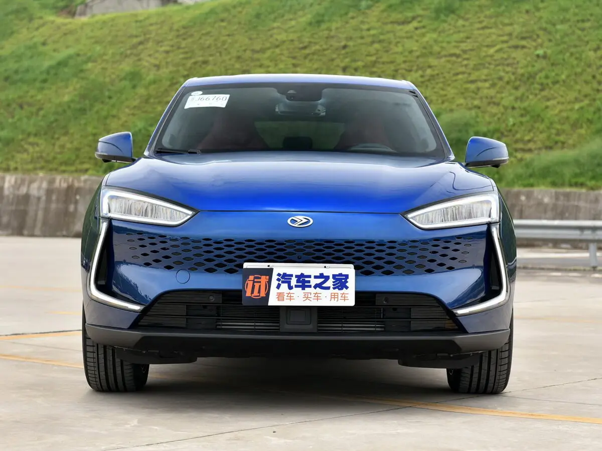 Seres SF5 2019 – 2022 Внедорожник 5 дв. — 照片 3