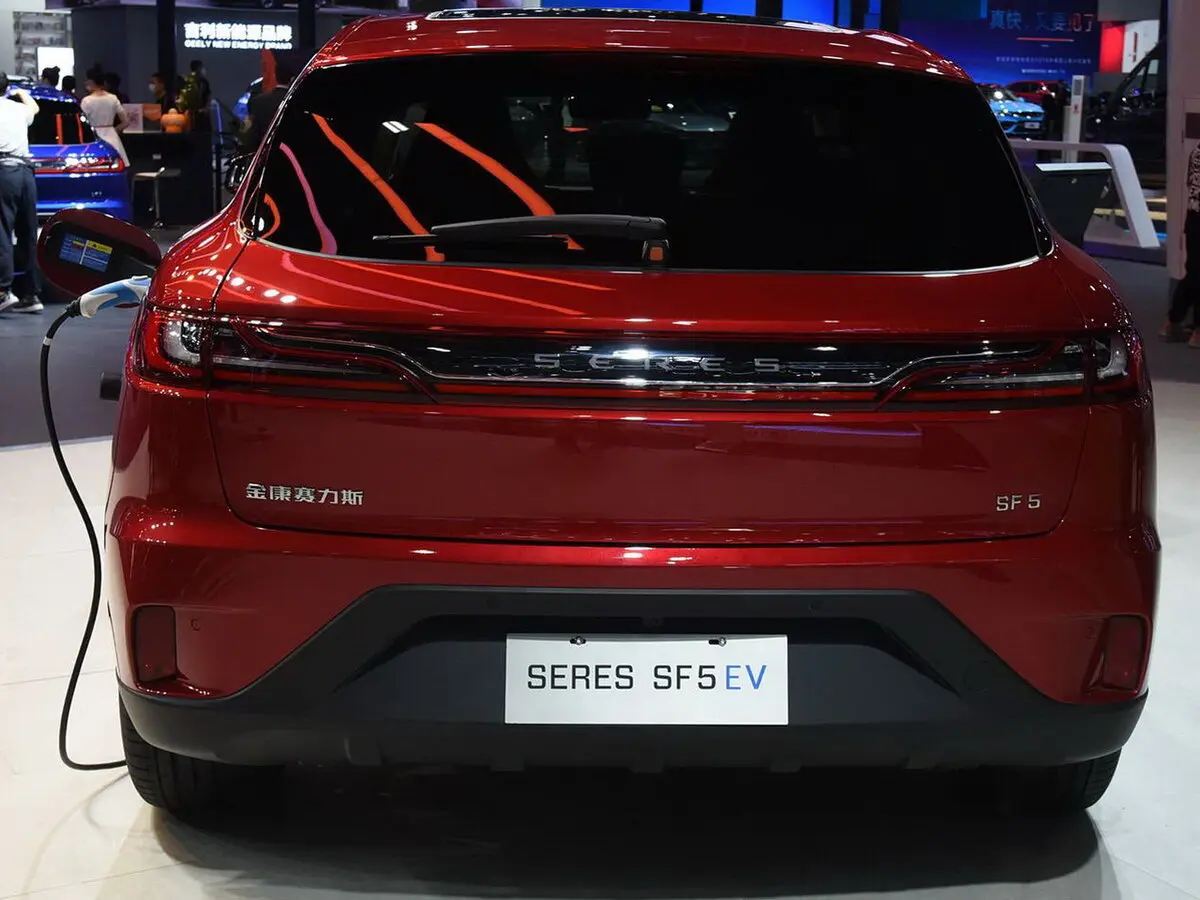 Seres SF5 2019 – 2022 Внедорожник 5 дв. EV — сүрөт 3