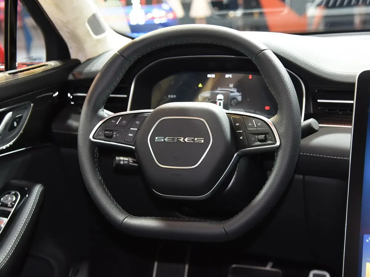 Seres SF5 2019 – 2022 Внедорожник 5 дв. EV — сүрөт 8