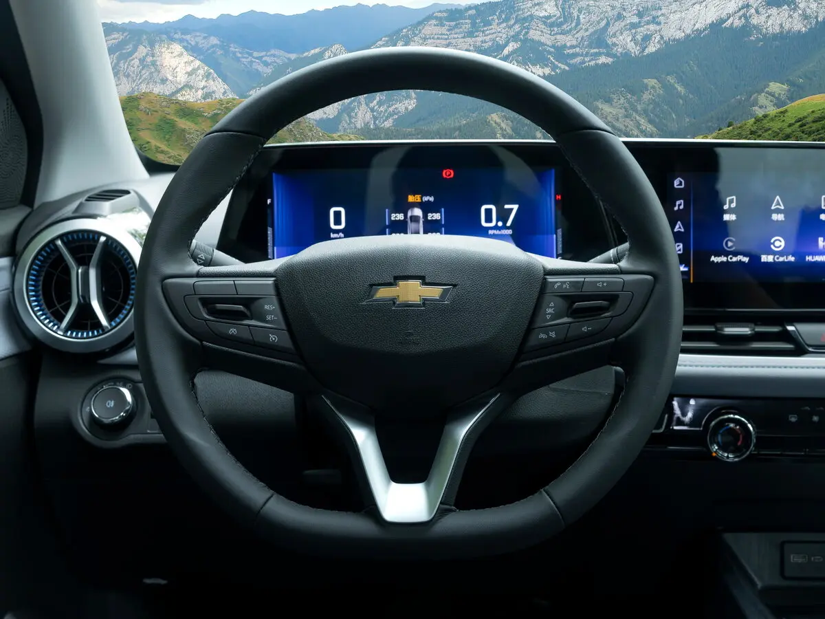 Chevrolet Monza II Рестайлинг Седан — сүрөт 9