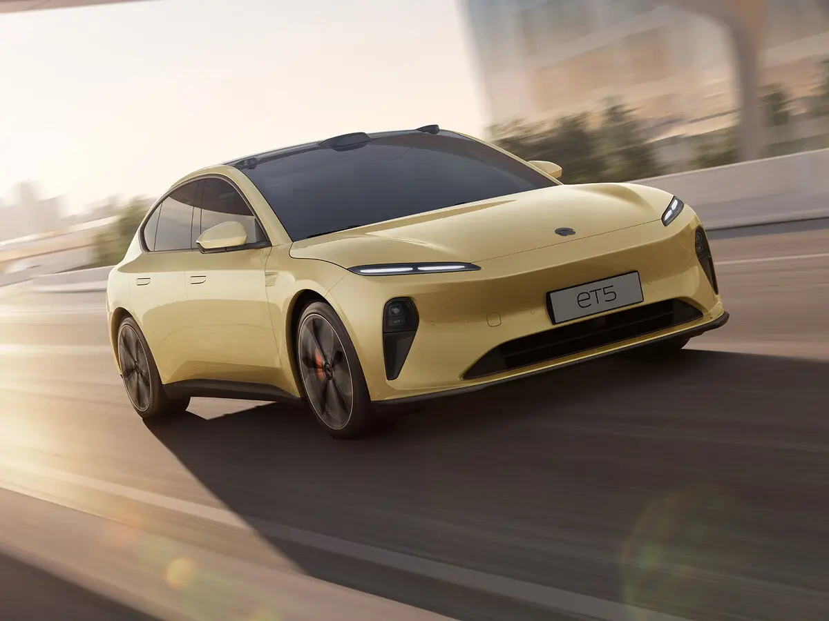 Nio ET5 I Седан