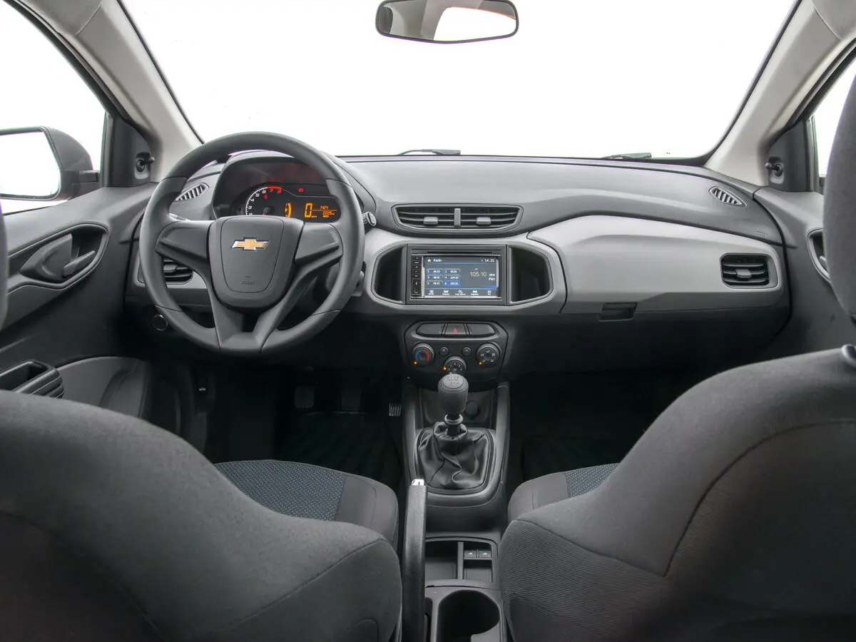 Chevrolet Onix I Хэтчбек 5 дв. — photo 6
