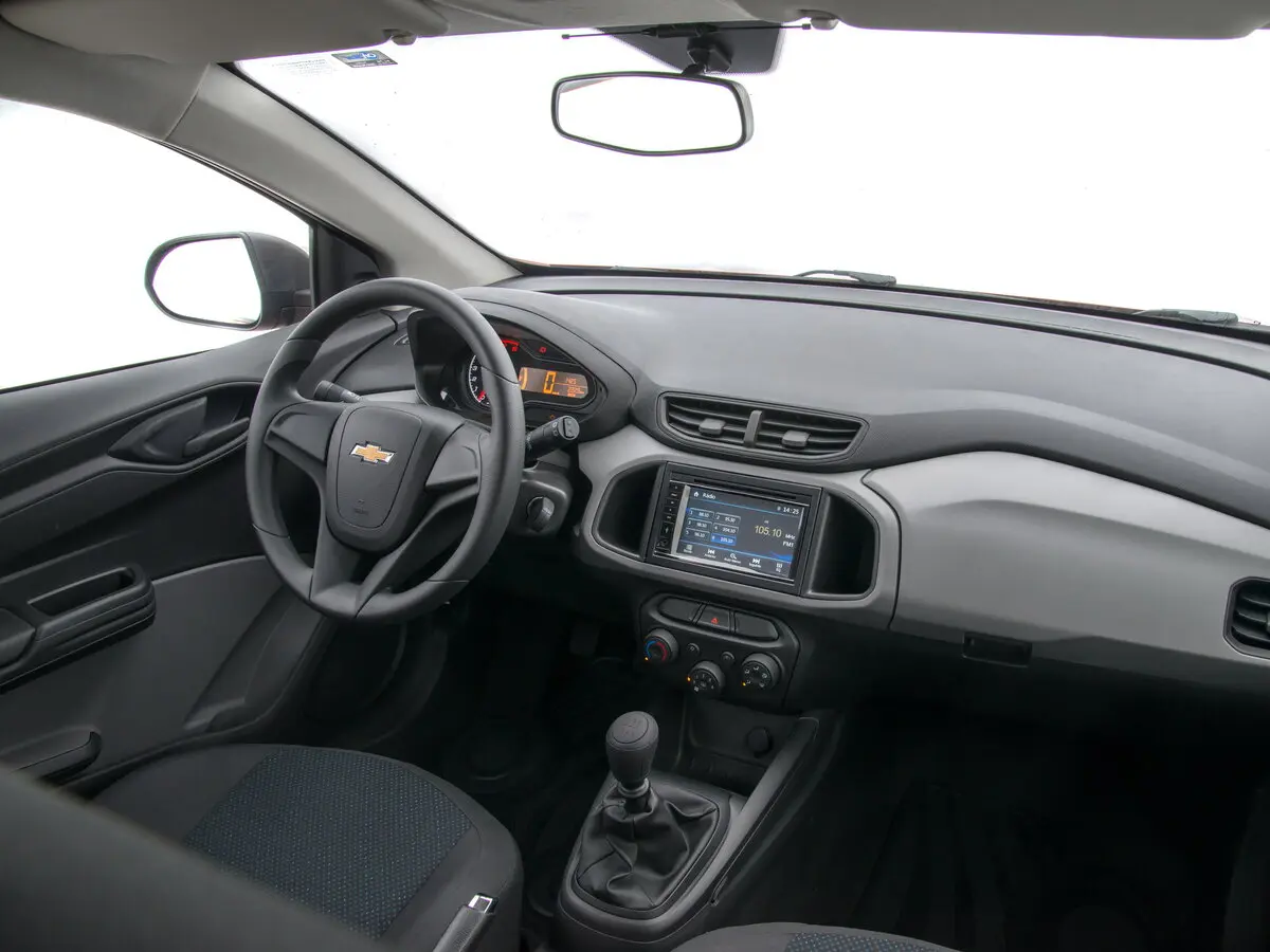 Chevrolet Onix I Хэтчбек 5 дв. — photo 7