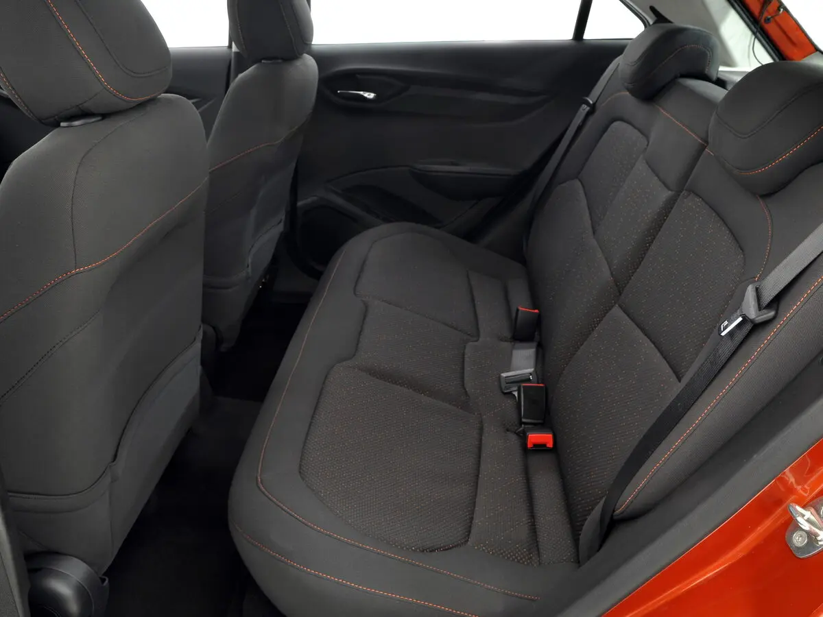 Chevrolet Onix I Хэтчбек 5 дв. — photo 11