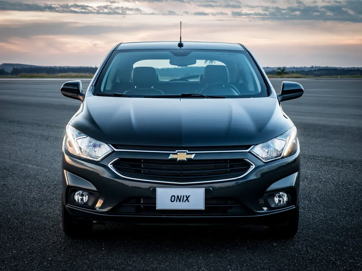 Chevrolet Onix I Рестайлинг Хэтчбек 5 дв. — сүрөт 3