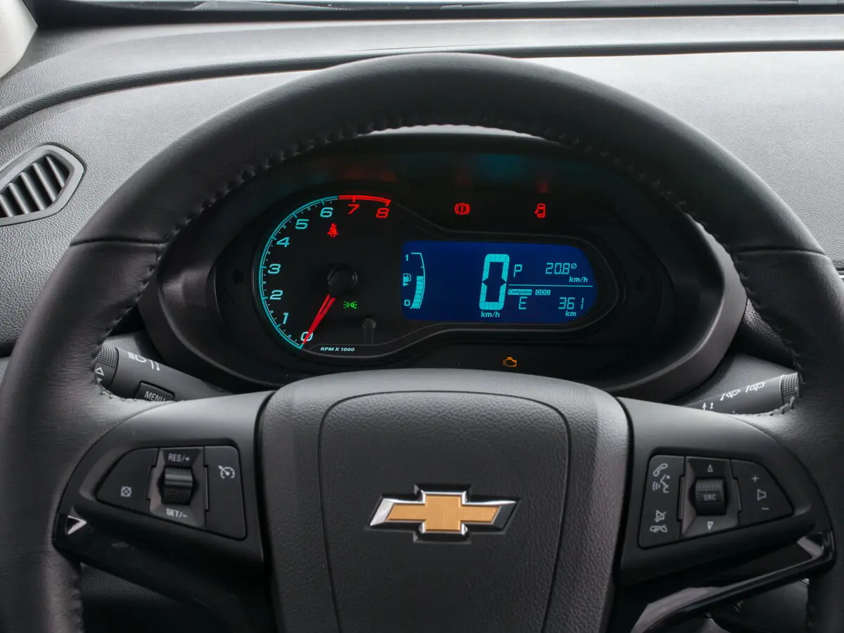 Chevrolet Onix I Рестайлинг Хэтчбек 5 дв. — сүрөт 9