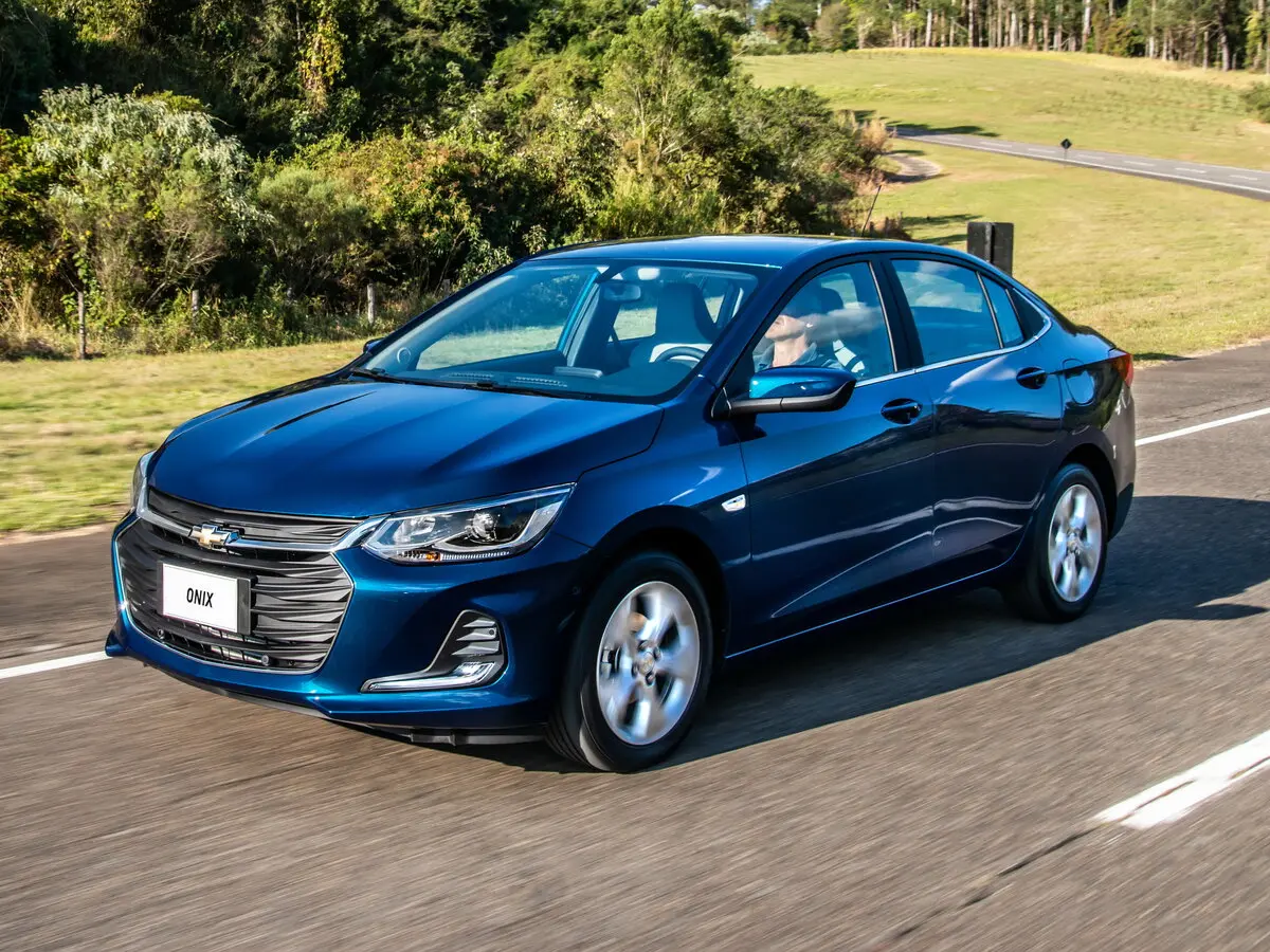 Chevrolet Onix II Седан