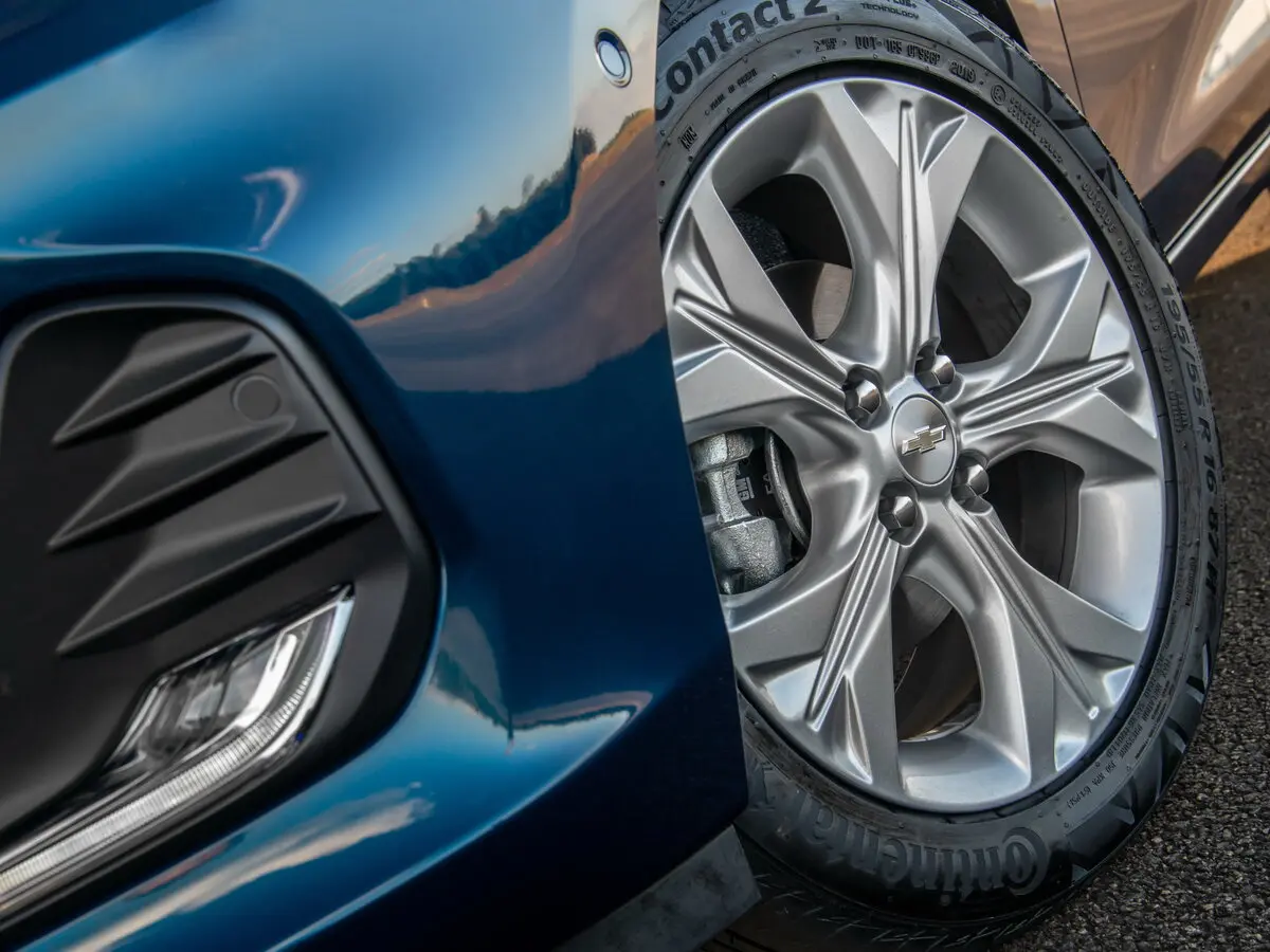 Chevrolet Onix II Седан — photo 19