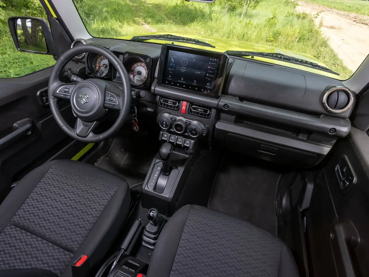 Suzuki Jimny IV Внедорожник 5 дв. — фото 20