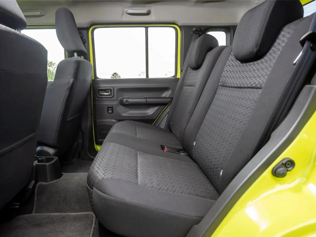 Suzuki Jimny IV Внедорожник 5 дв. — фото 24
