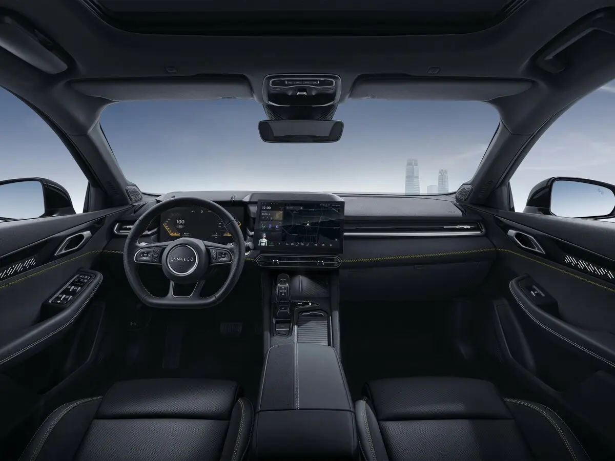 Lynk & Co 03 I Рестайлинг Седан — фото 6