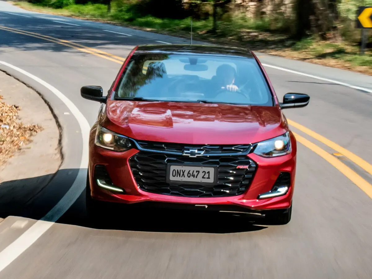 Chevrolet Onix II Хэтчбек 5 дв. — сүрөт 2