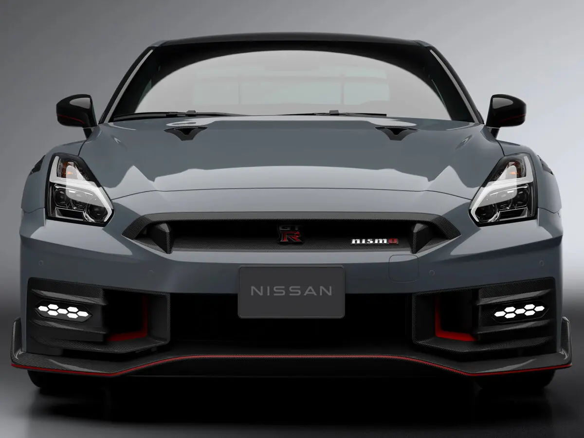 Nissan GT-R I Рестайлинг 4 Купе Nismo — сүрөт 2
