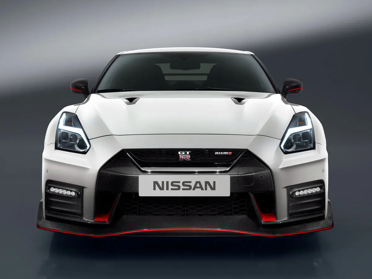 Nissan GT-R I Рестайлинг 3 Купе Nismo — 照片 3