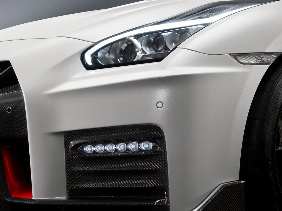Nissan GT-R I Рестайлинг 3 Купе Nismo — 照片 16