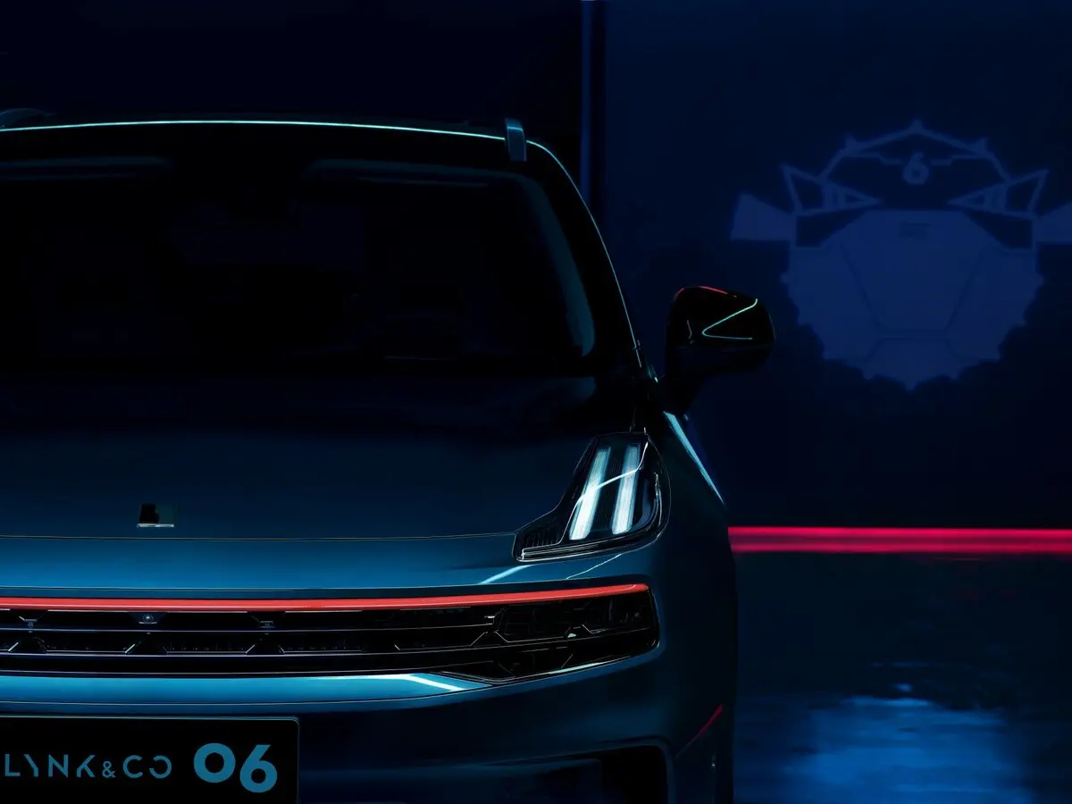 Lynk & Co 06 I Внедорожник 5 дв. — сүрөт 13
