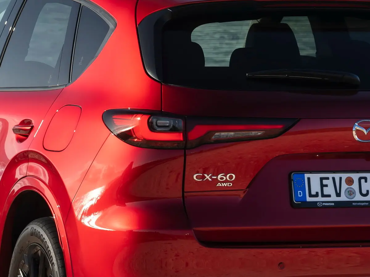 Mazda CX-60 2022 – н.в. Внедорожник 5 дв. — сүрөт 15