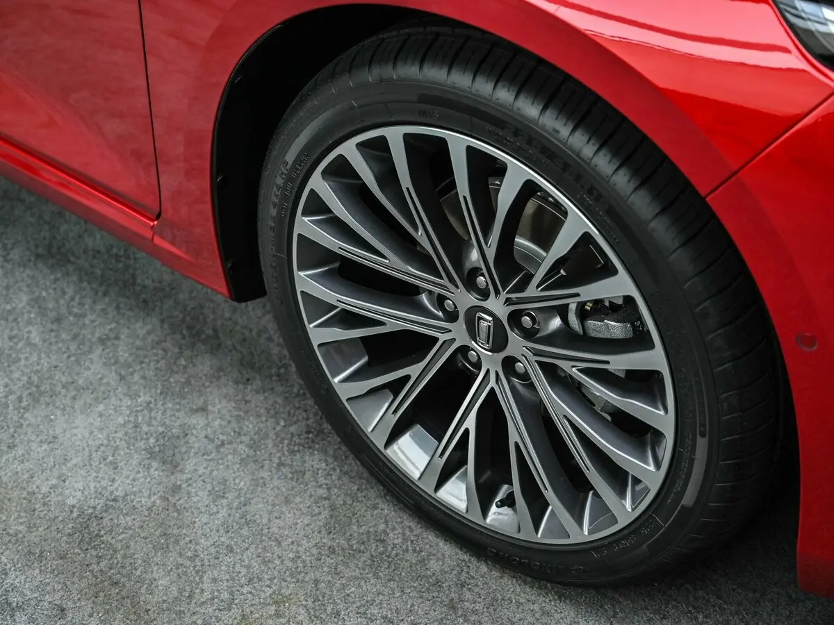 FAW Bestune B70 I Лифтбек — сүрөт 15