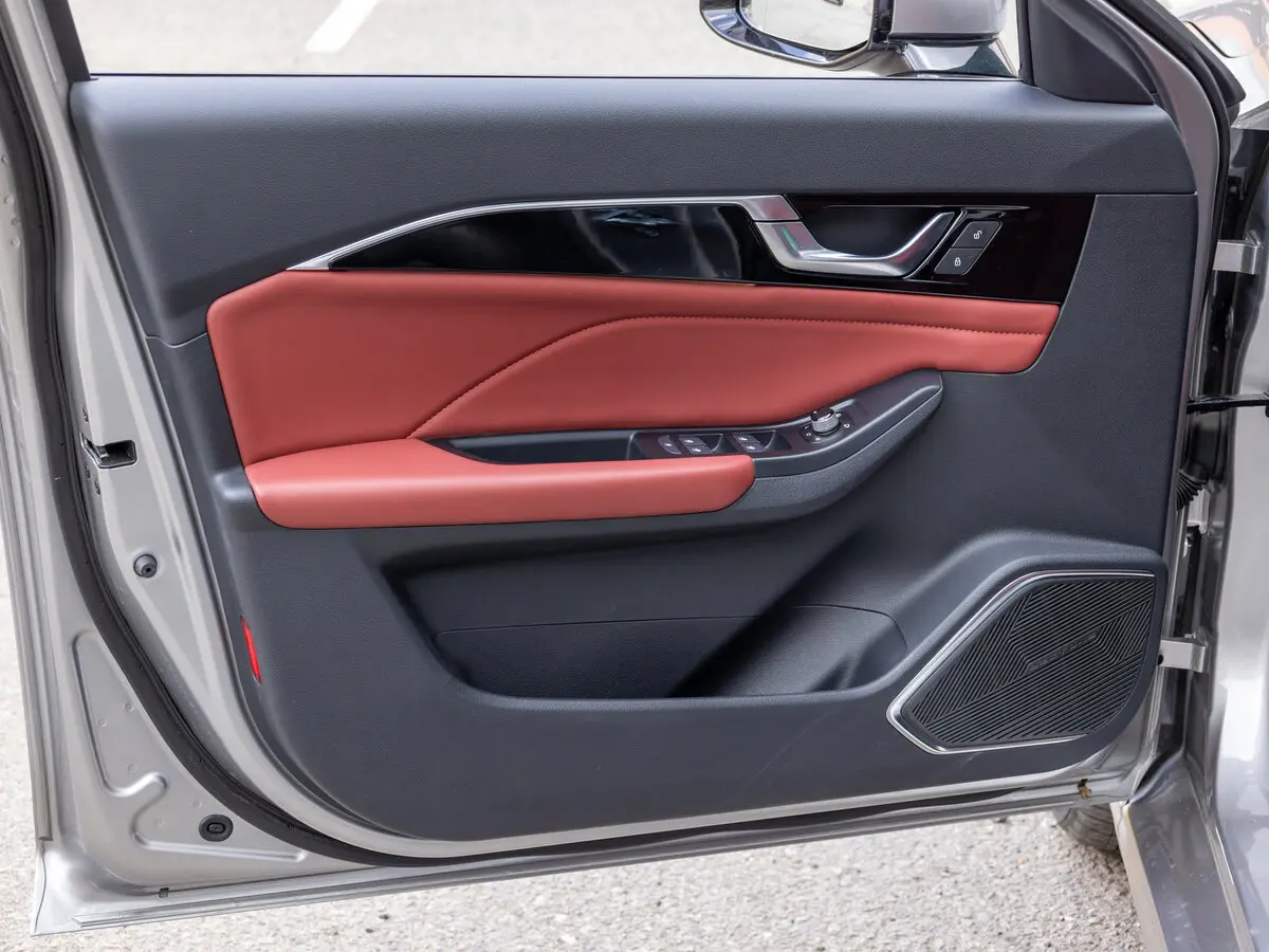 FAW Bestune B70 I Лифтбек — сүрөт 28