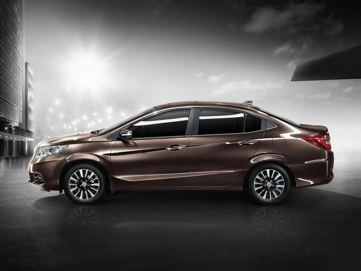 Honda Crider I Седан — сүрөт 2