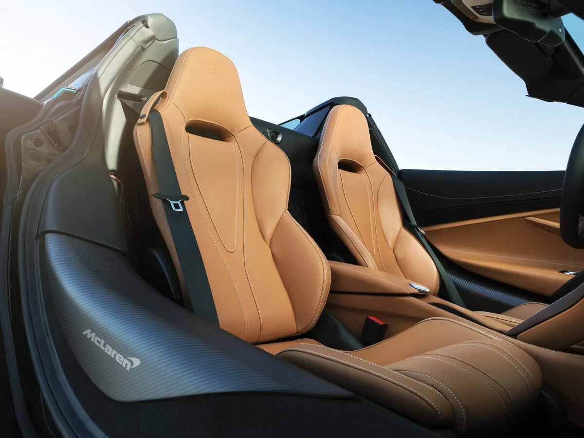 McLaren 720S 2017 – 2023 Родстер Spider — photo 8