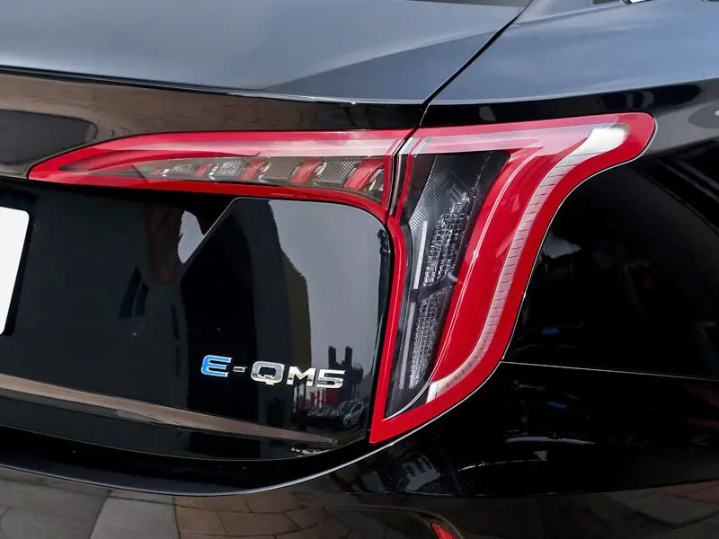 Hongqi E-QM5 I Седан — сүрөт 14