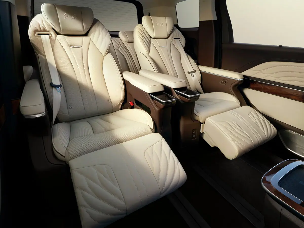 Hongqi HQ9 2022 – н.в. Минивэн — сүрөт 8