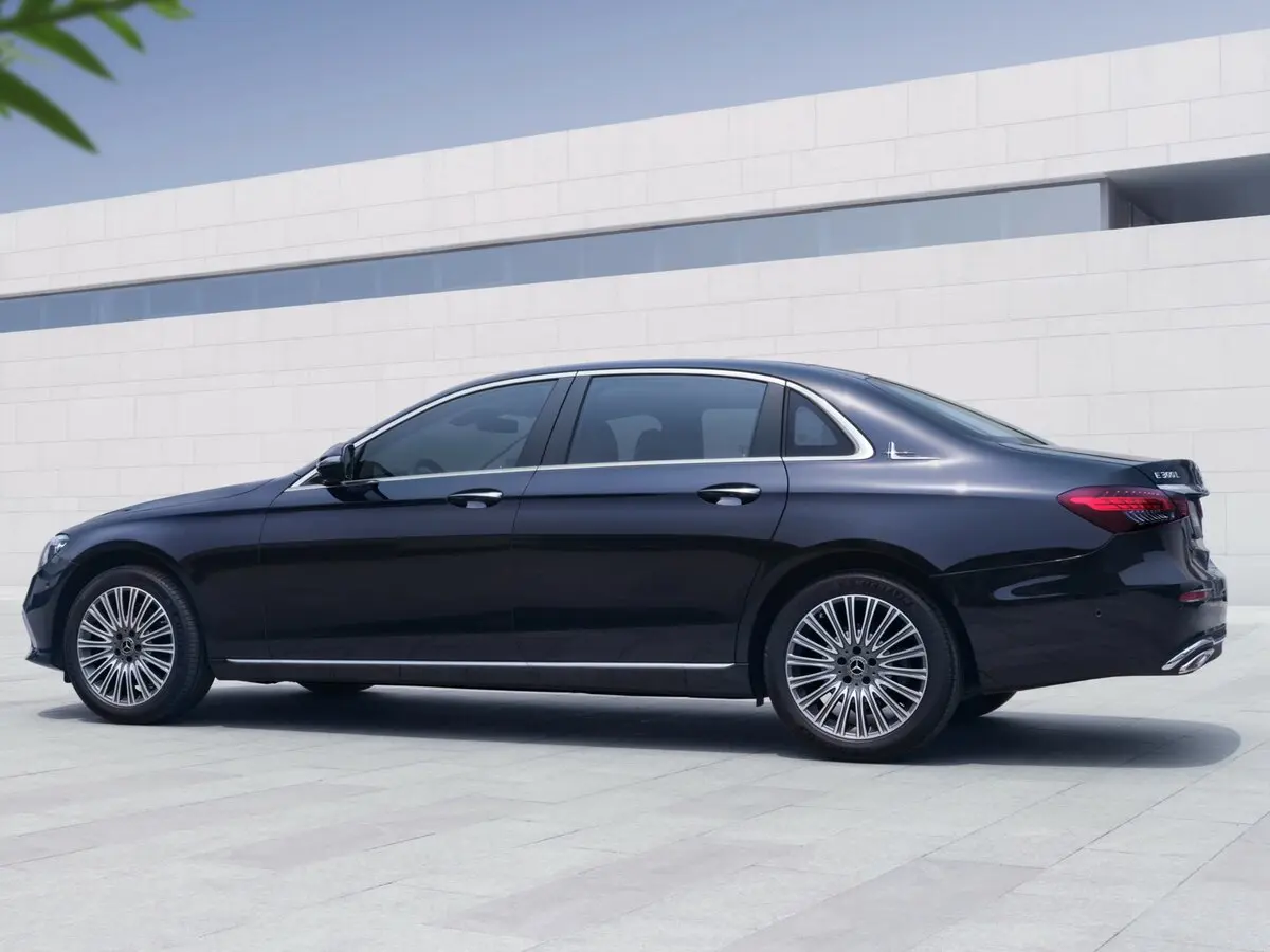 Mercedes-Benz E-Класс V (W213, S213, C238) Рестайлинг Седан L — фото 2
