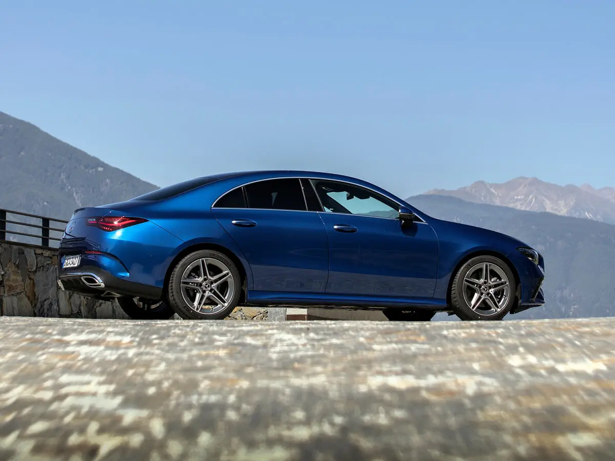 Mercedes-Benz CLA II (C118, X118) Рестайлинг Седан — сүрөт 2