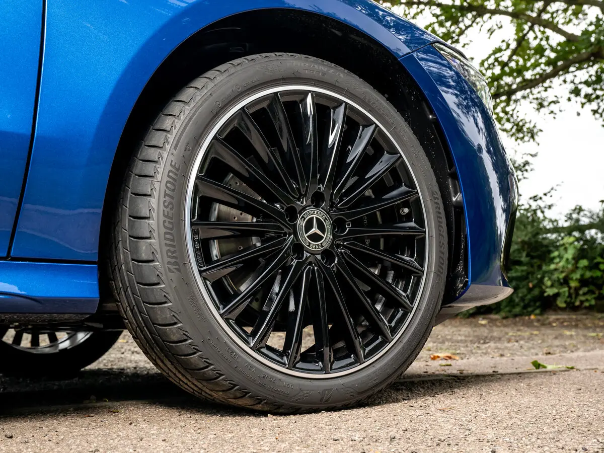 Mercedes-Benz CLA II (C118, X118) Рестайлинг Седан — сүрөт 10