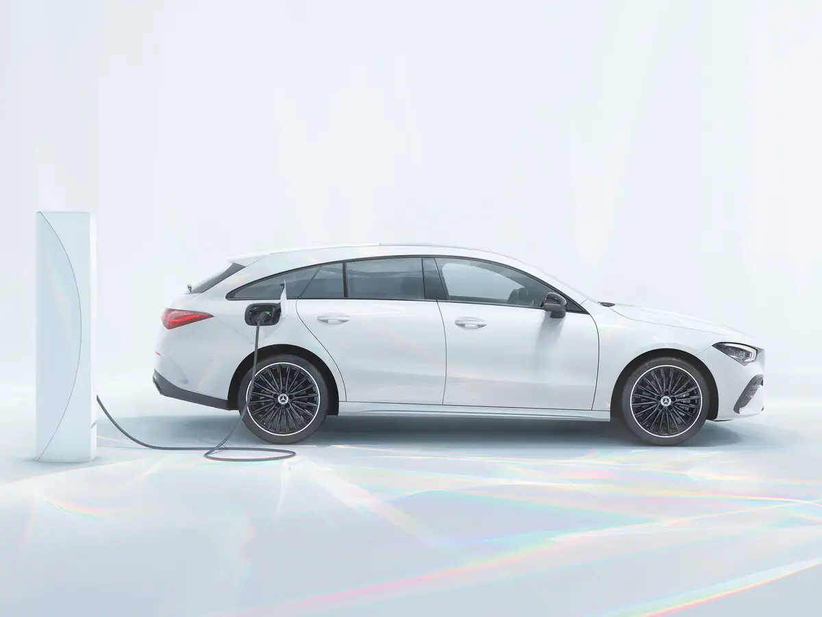 Mercedes-Benz CLA II (C118, X118) Рестайлинг Универсал 5 дв. — сүрөт 2