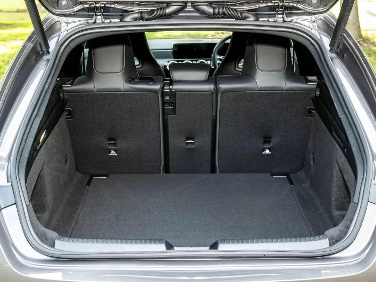 Mercedes-Benz CLA II (C118, X118) Рестайлинг Универсал 5 дв. — сүрөт 6
