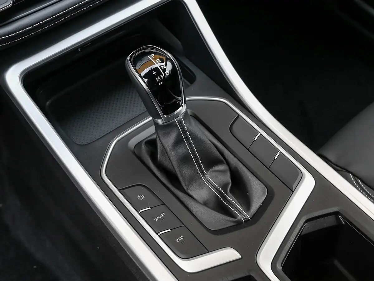 Geely Vision X6 II Рестайлинг 2 Внедорожник 5 дв. — сүрөт 5