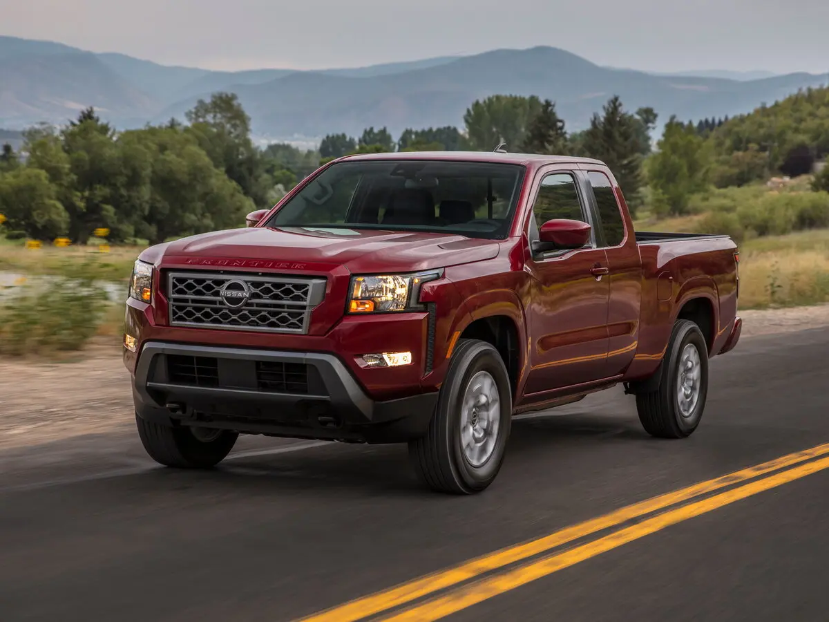 Nissan Frontier III (D41) Пикап Полуторная кабина King Cab