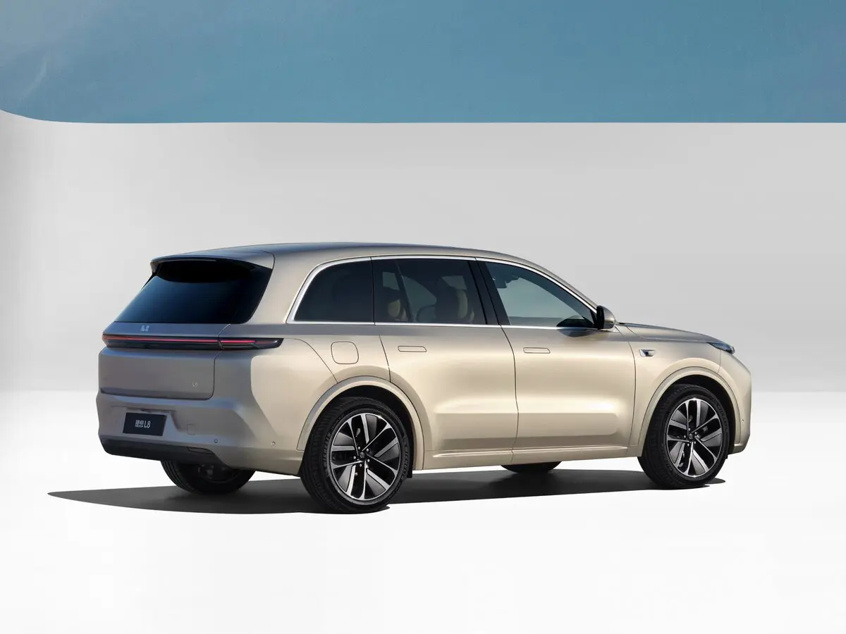 Li Auto (Lixiang) L8 I Внедорожник 5 дв. — 照片 5