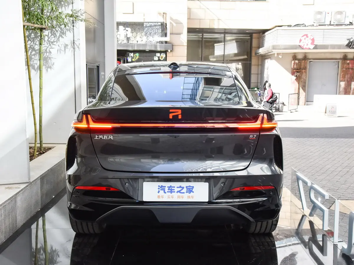 Rising Auto R7 2022 – н.в. Внедорожник 5 дв. — сүрөт 3