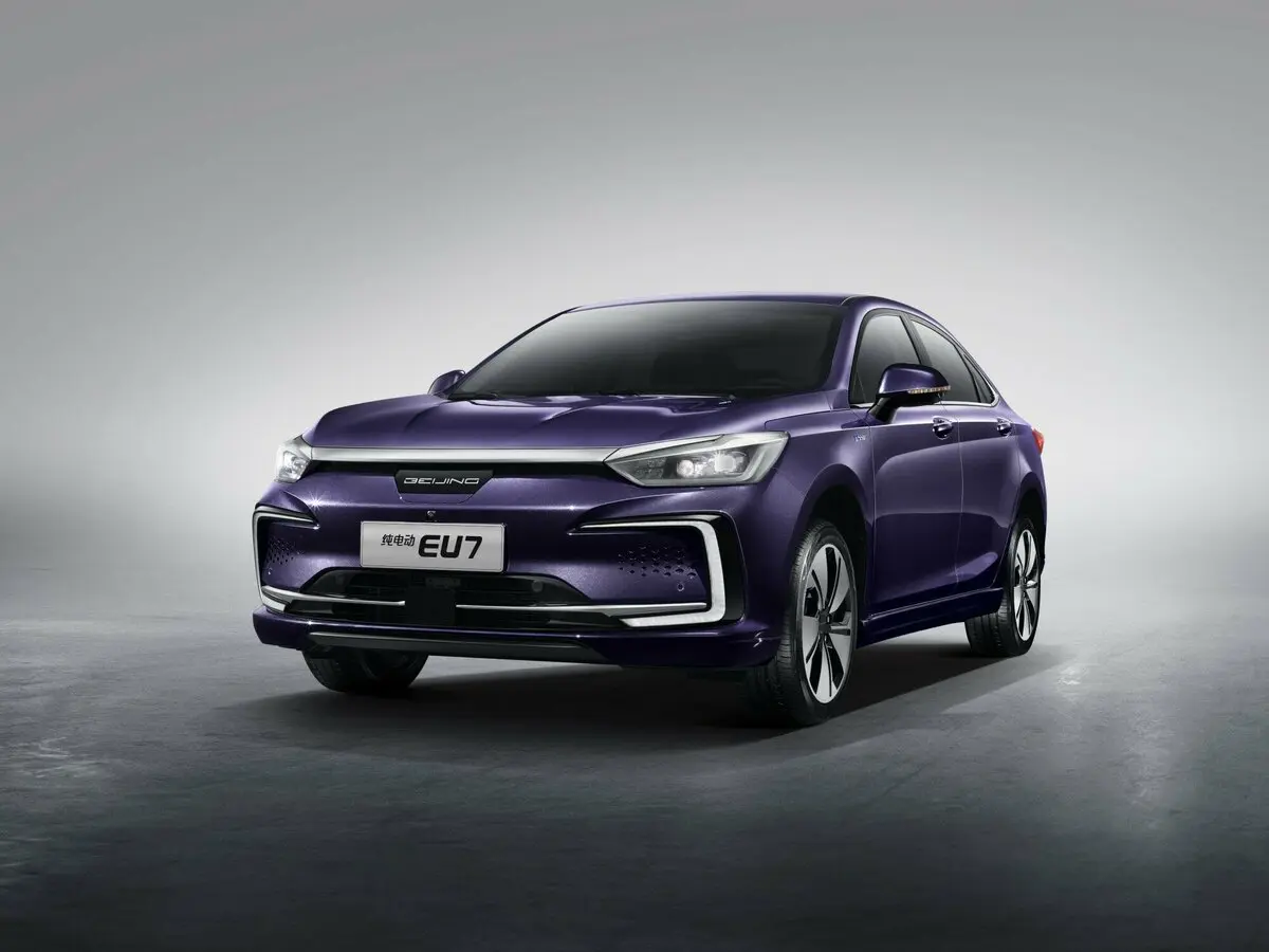 BAIC EU7 2019 – н.в. Седан