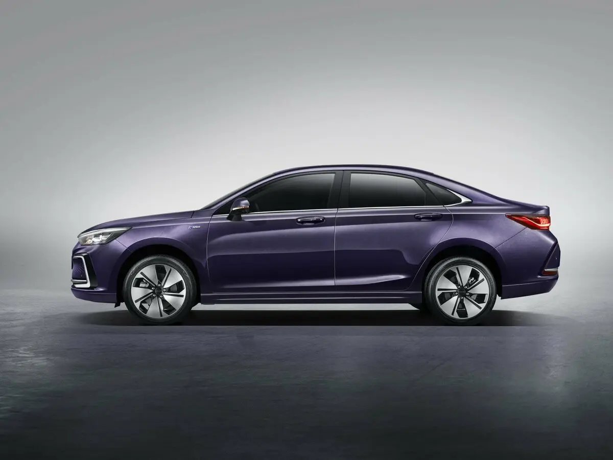 BAIC EU7 2019 – н.в. Седан — фото 2