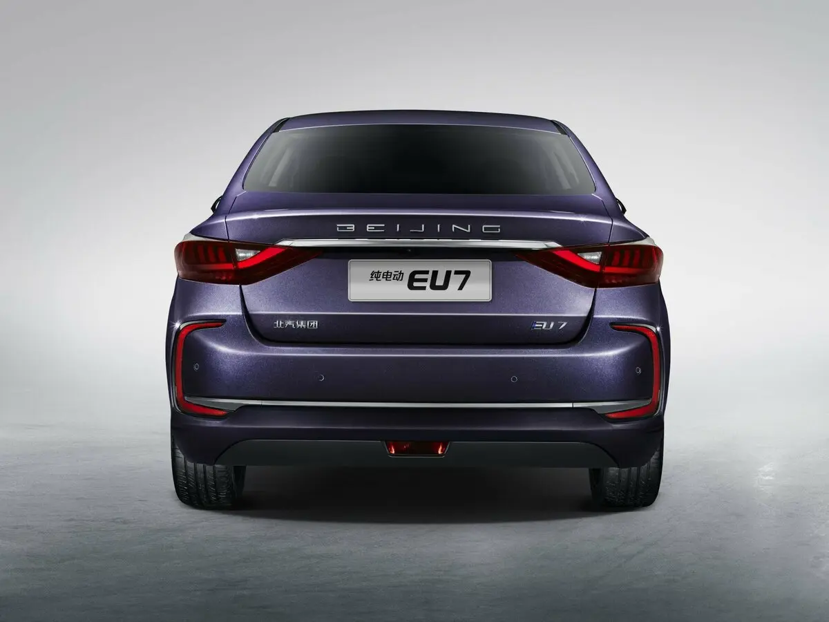 BAIC EU7 2019 – н.в. Седан — фото 4