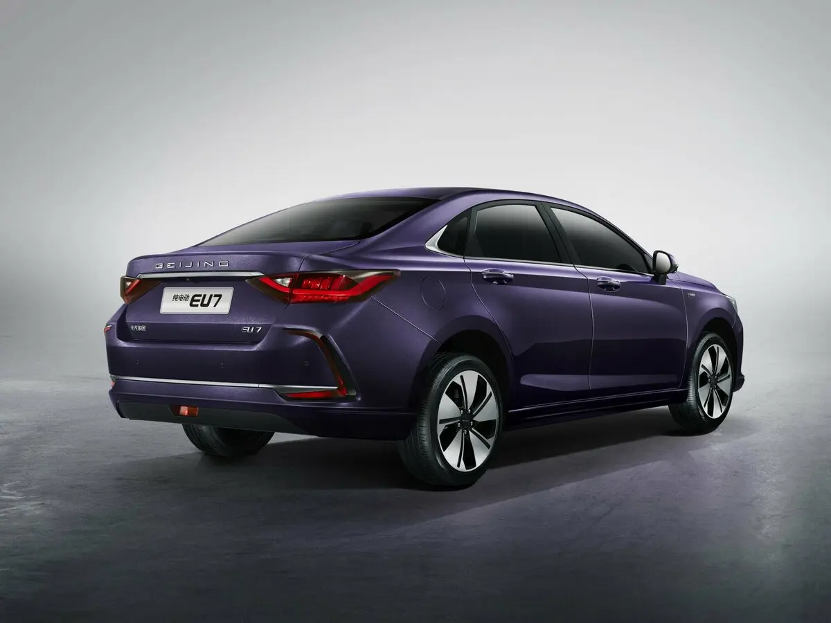 BAIC EU7 2019 – н.в. Седан — фото 5
